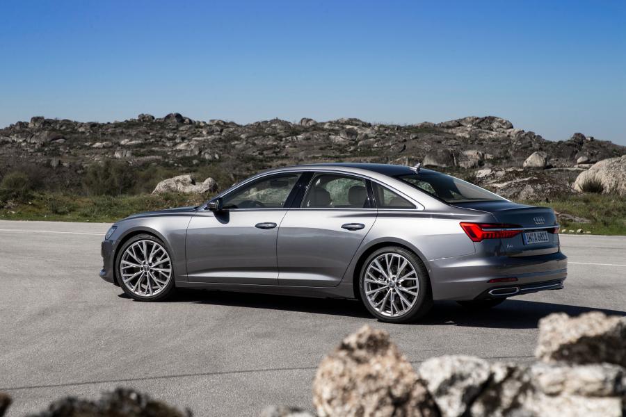  Audi A6 55 TFSI Quattro (C8) 2018 года  (WW) (фото 8 из 40)